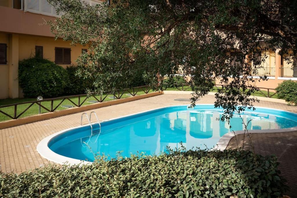 Homey Experience - Jardin Du Port Olbia Luaran gambar