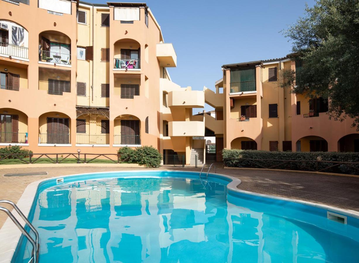 Homey Experience - Jardin Du Port Olbia Luaran gambar