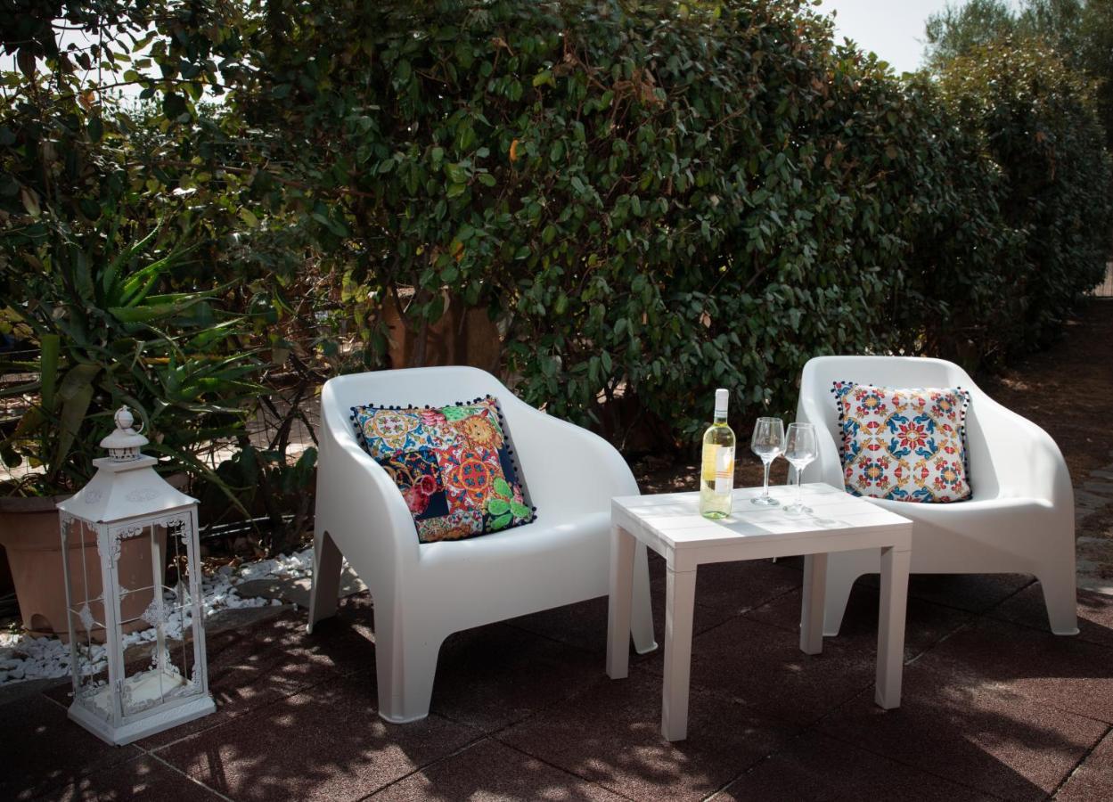 Homey Experience - Jardin Du Port Olbia Luaran gambar